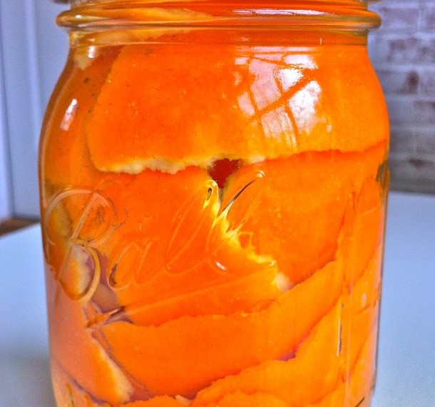 Very Simple DIY Orange Vinegar A “Green” All Purpose Cleaner Eco