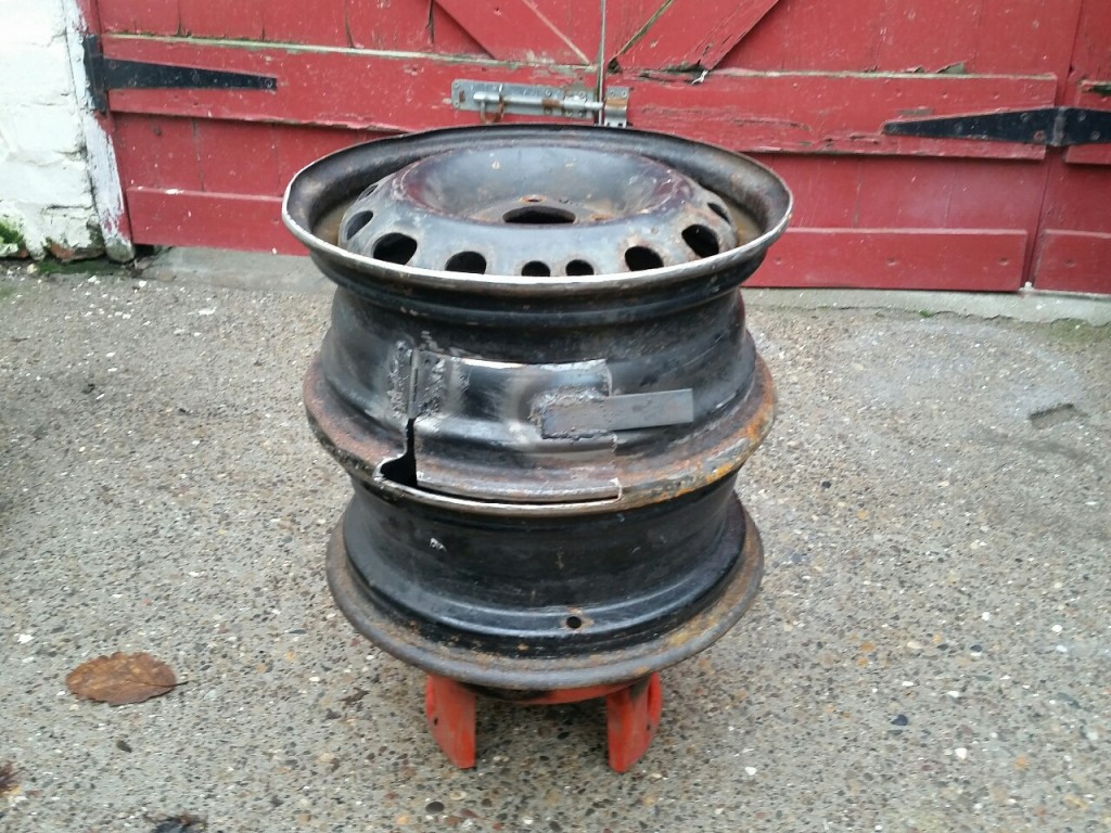 How To Make A BBQ / Grill Out Of Old Wheel Rims…