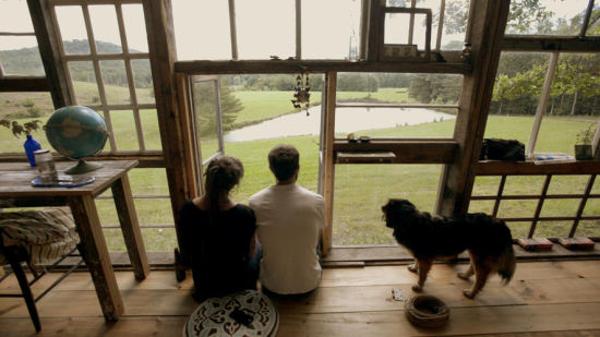 Young Couple Quit Their Jobs To Build This Glass House For $500...