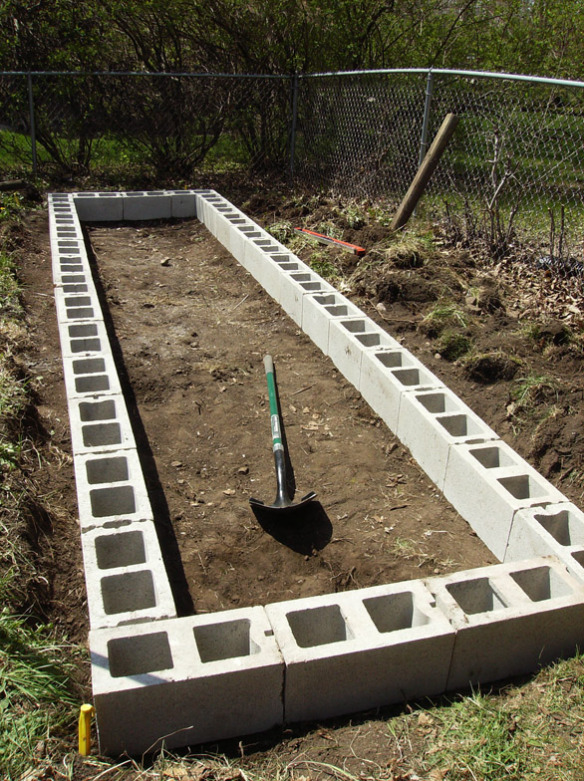 Making A Raised Garden Bed With Cinder Blocks...