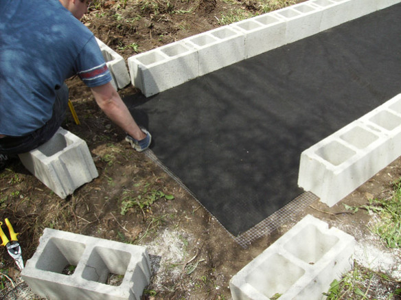 Making A Raised Garden Bed With Cinder Blocks...