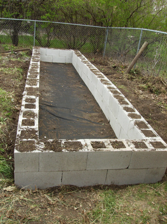 Making A Raised Garden Bed With Cinder Blocks...