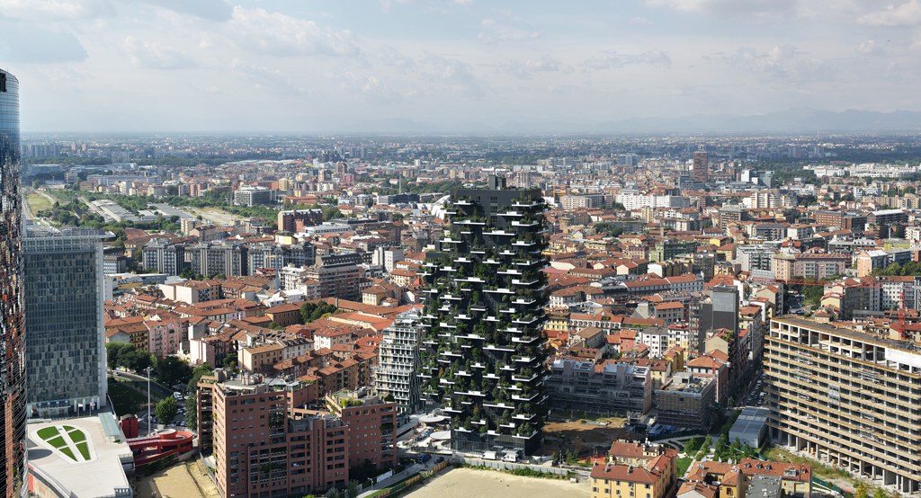 This Apartment Complex Is A Vertical Forest Hosting 900 Trees & More Than 2,000 Plants...