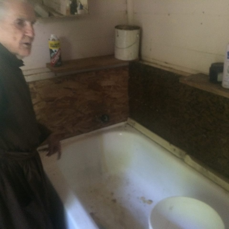This 88 Year Old Women Lives Alone & Completely Off The Grid...