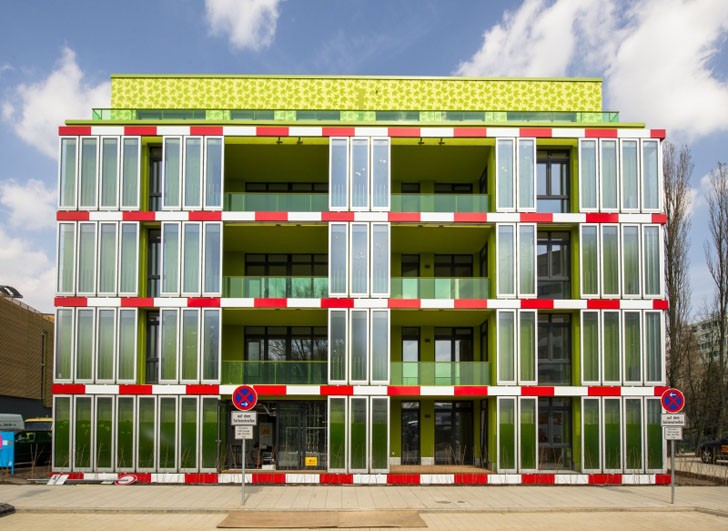 Humans Introduce The World’s First Algae-Powered Building...