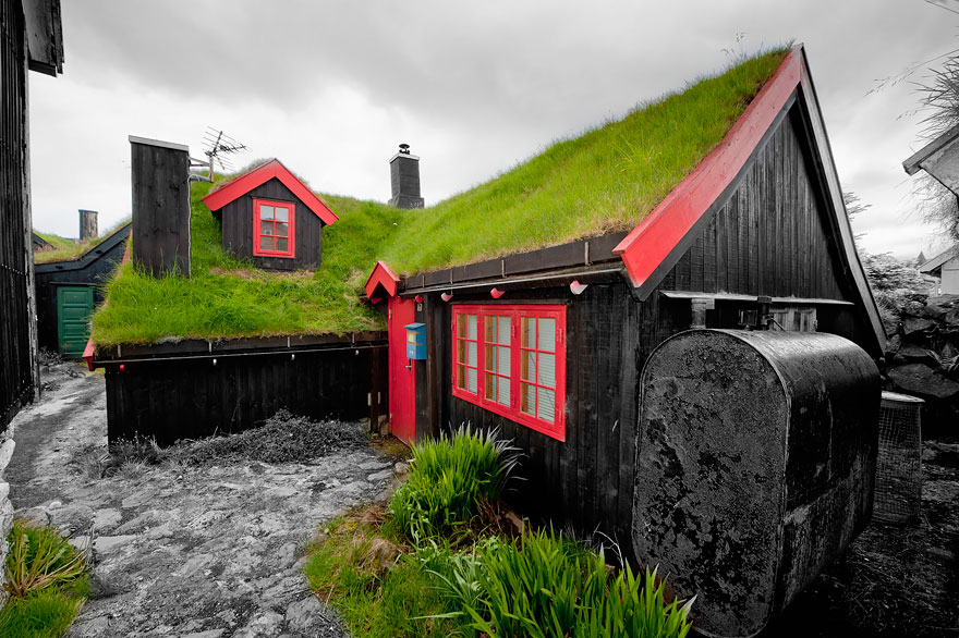 These Beautiful Green Roofed Scandinavian Homes Look Like Something Out Of A Fairytale...