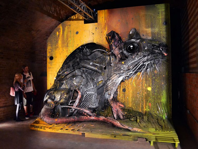 Street Artist Transforms Ordinary Junk Into Animals To Remind About Pollution...