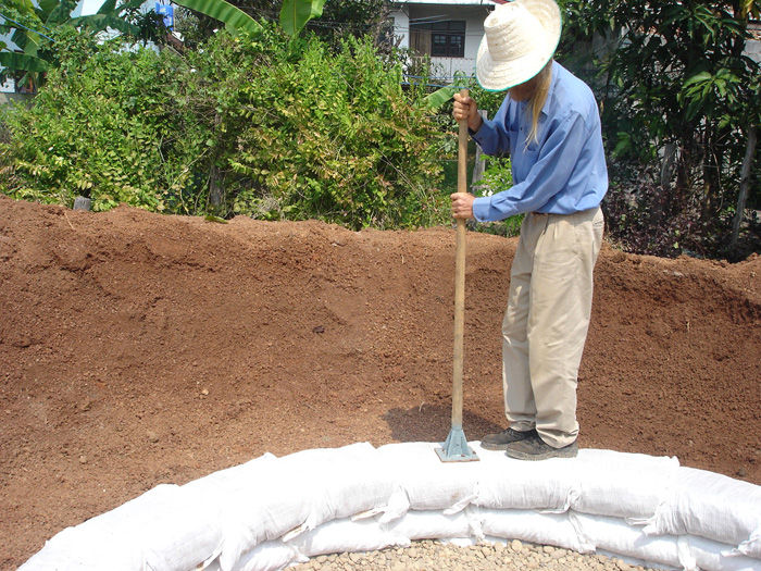 How To Build An Earthbag Dome For Just $300...