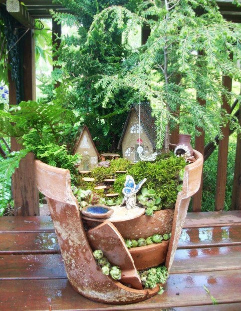 Broken Pots Upcycled Into Brilliant DIY Fairy Gardens...