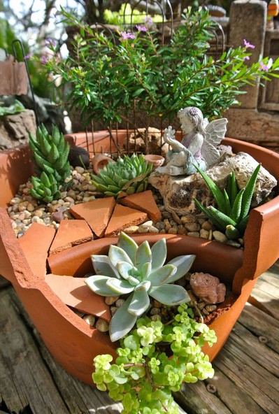 Broken Pots Upcycled Into Brilliant DIY Fairy Gardens...