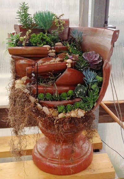 Broken Pots Upcycled Into Brilliant DIY Fairy Gardens...