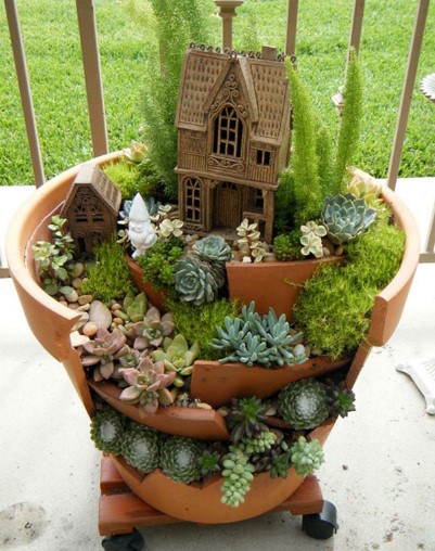 Broken Pots Upcycled Into Brilliant DIY Fairy Gardens...