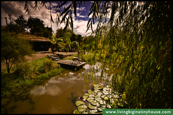 Check Out This Magical Hobbit-Like Eco Cave House...