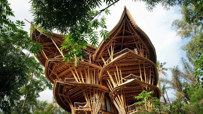 Amazingly Beautiful Houses Made Out Of Bamboo...