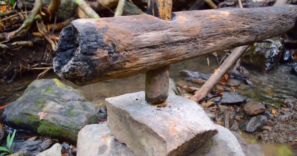 Guy Builds A Water-Powered Hammer Using Primitive Technology...