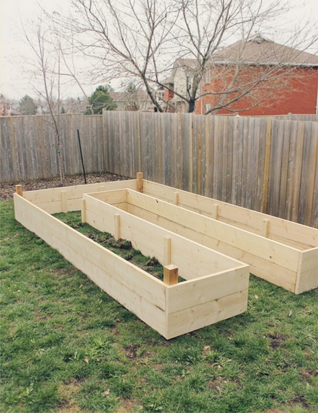 Ideas & Inspiration For Building A Raised Garden Bed...