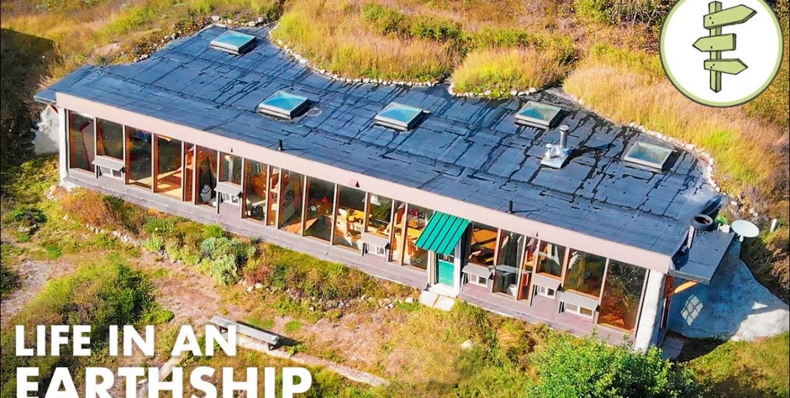 Engineer Living In A Beautiful Earthship Shares Valuable Experience...