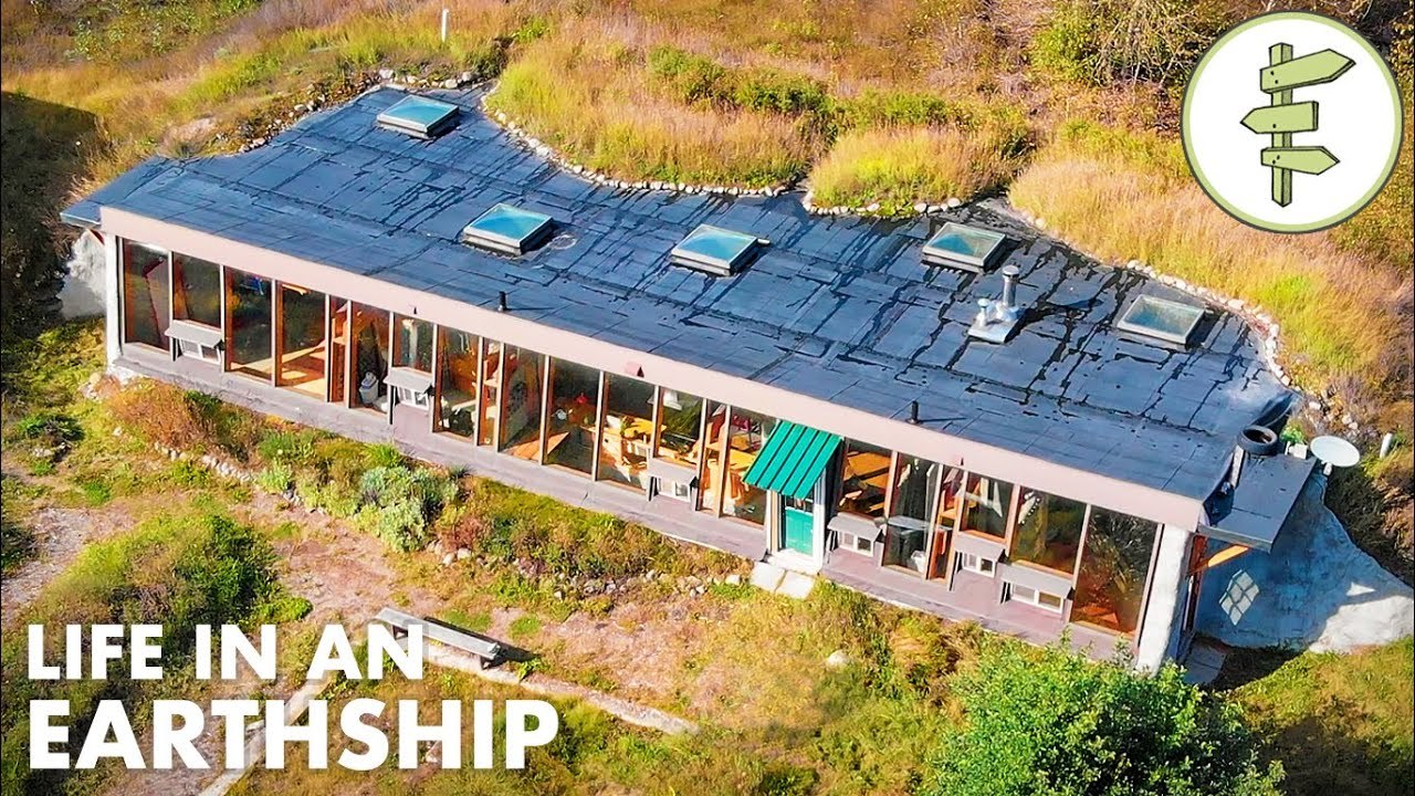 Engineer Living In A Beautiful Earthship Shares Valuable Experience...